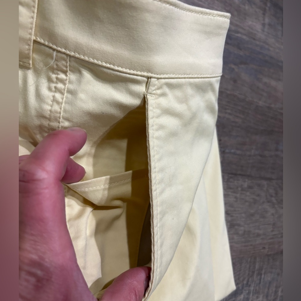 NIKE SHORTS SZ 42
** G O L F ** Attire ~
————————————— - Picture 7 of 10